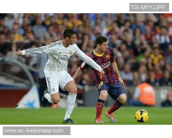 卡洛斯谈梅西与C罗之争更倾向于C罗但两者皆为顶级球员