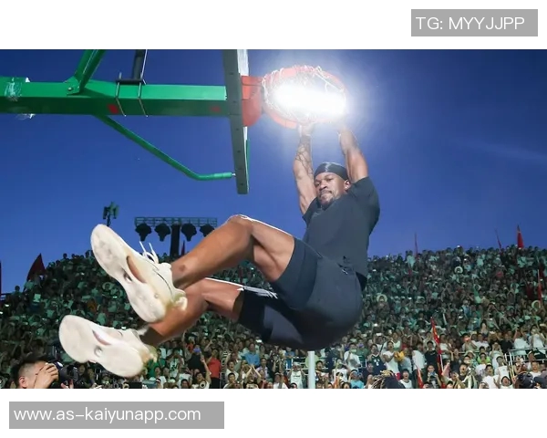 勇士再次迎战相同对手理查德与穆迪继续搭档库追巴首发出战 勇士再次迎战相同对手理查德与穆迪继续搭档库追巴首发出战