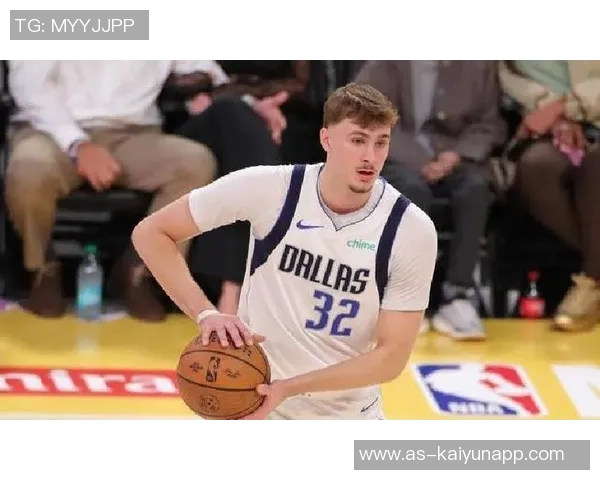 克尼佩尔表现抢眼11投6中斩获19分10篮板9助攻接近三双