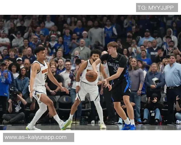 弗拉格今日表现出色砍下33分9板9助期待在圣诞节赢得更多比赛